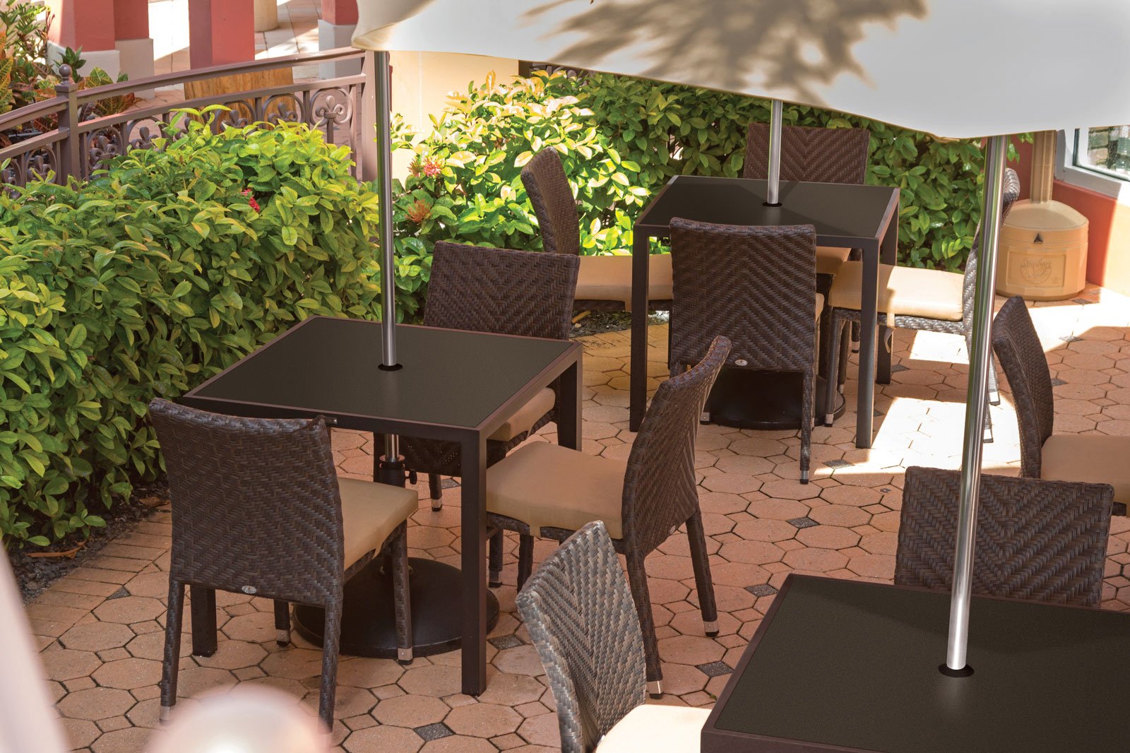 Source Sedona 36'' Square Table with Corsa Table Top SC-1014-406_SC-1009-527 - BetterPatio.com