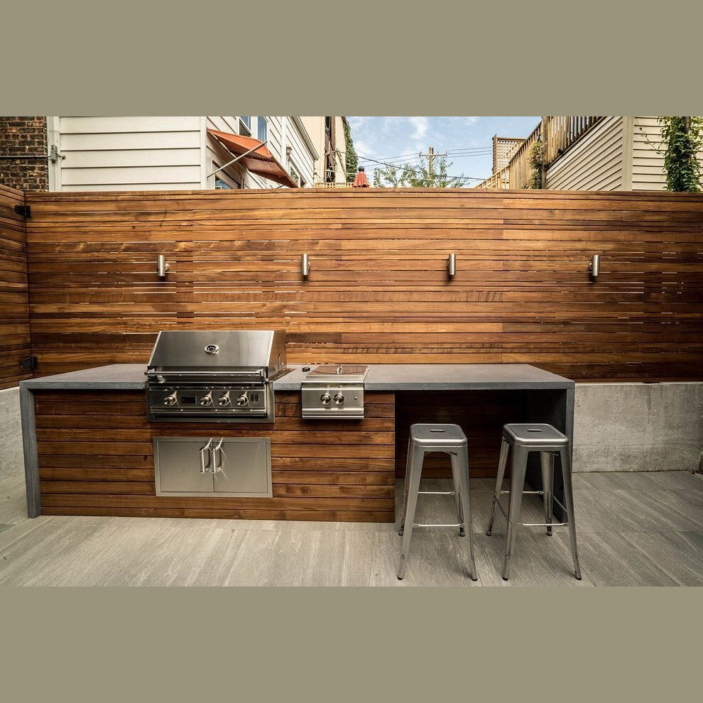 Summerset Sizzler 32 SIZ32 - Coastal grilling hideaway wood slatting waterfall counters